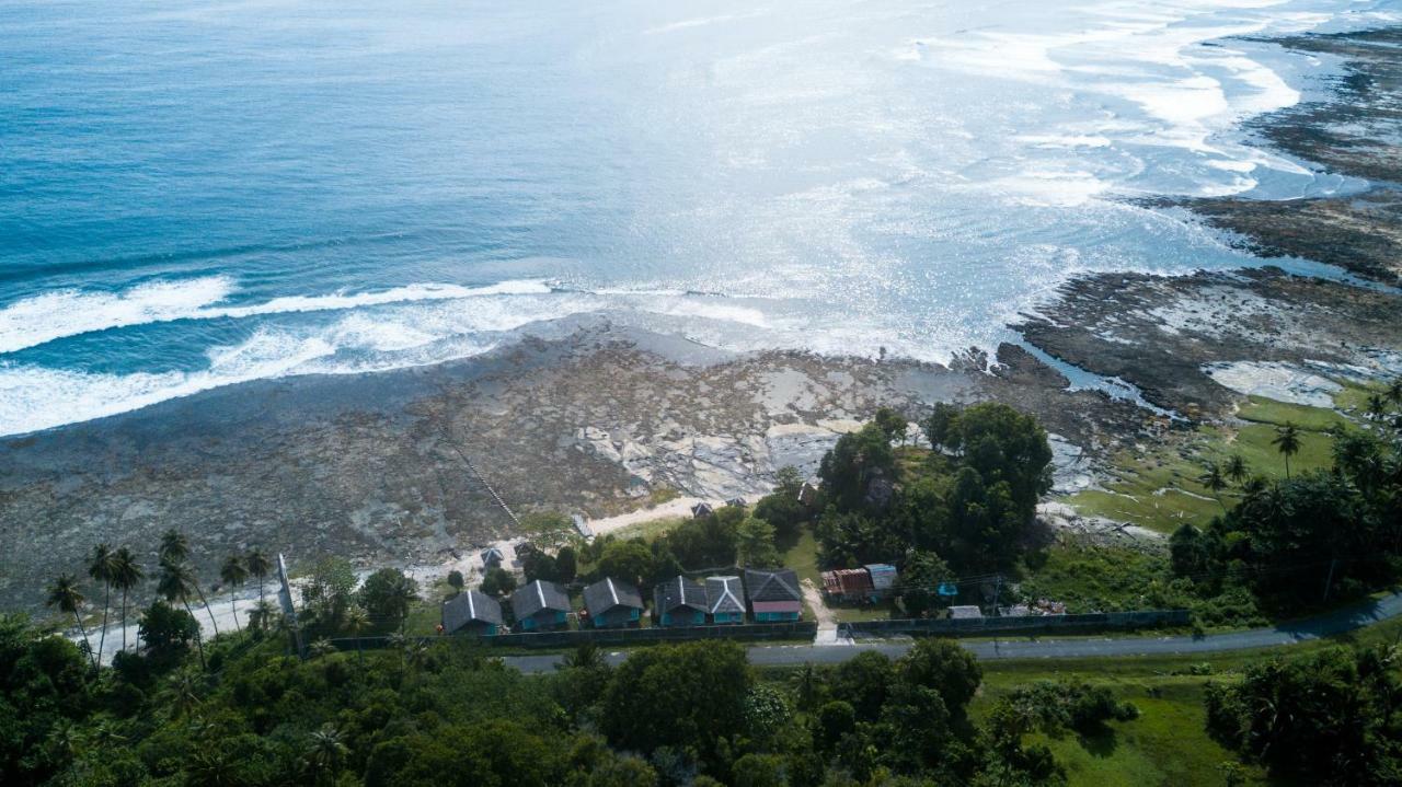 Baturundung Surf Resort Naibos Luaran gambar